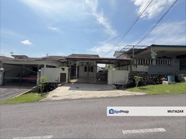 House for sale in Kajang, Langat