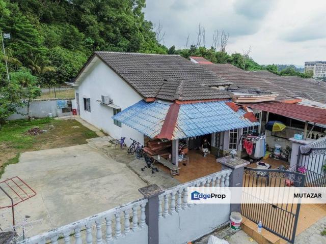 House for sale in Kajang, Langat