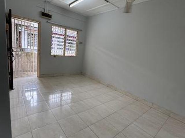 Flat for sale in Kajang, Langat