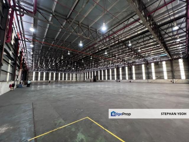 Warehouse for rent in Bukit Minyak, Seberang Perai