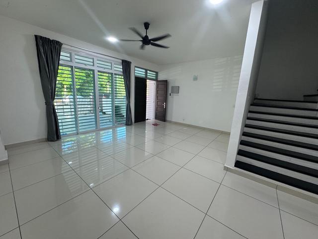 Terraced House for sale in Wellesley, Penang