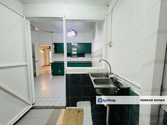 House for sale in Langat, Selangor