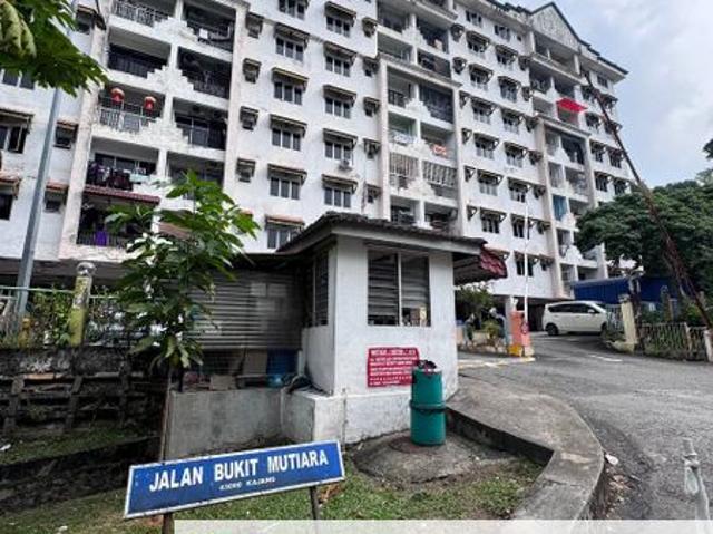 Flat for sale in Kajang, Langat