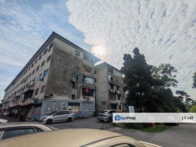 Flat for rent in Kajang, Langat