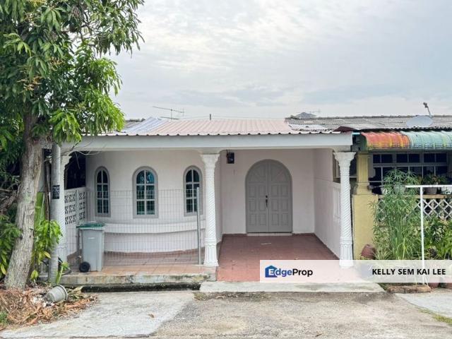 House for sale in Batu Pahat, Johor
