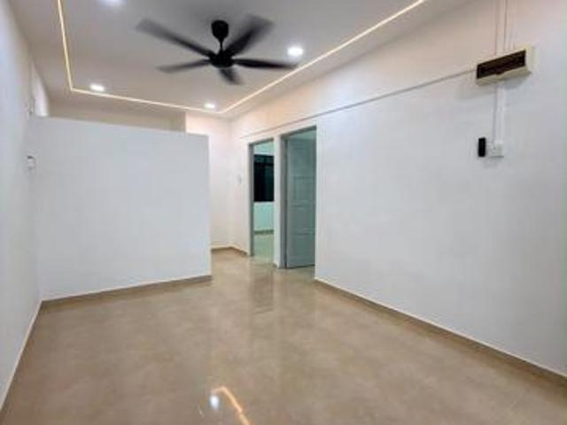 Terraced House for sale in Batu Pahat, Johor