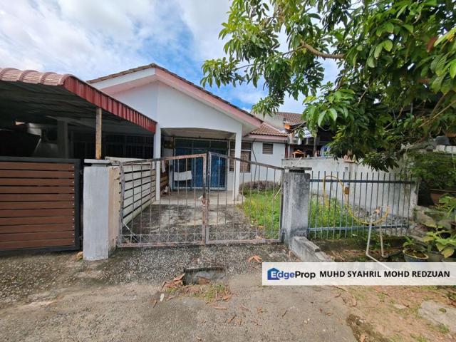 House for sale in Batu Pahat, Johor