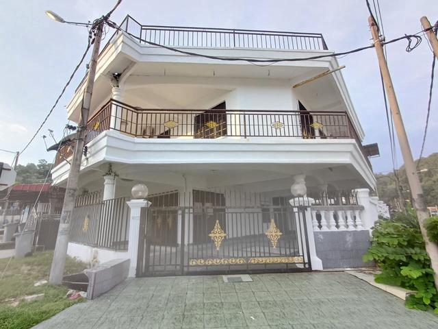 Terraced House for sale in Batu Pahat, Johor