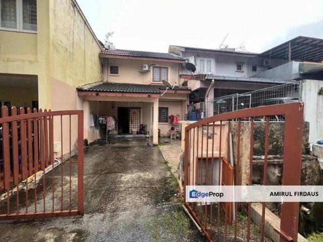 House for sale in Langat, Selangor