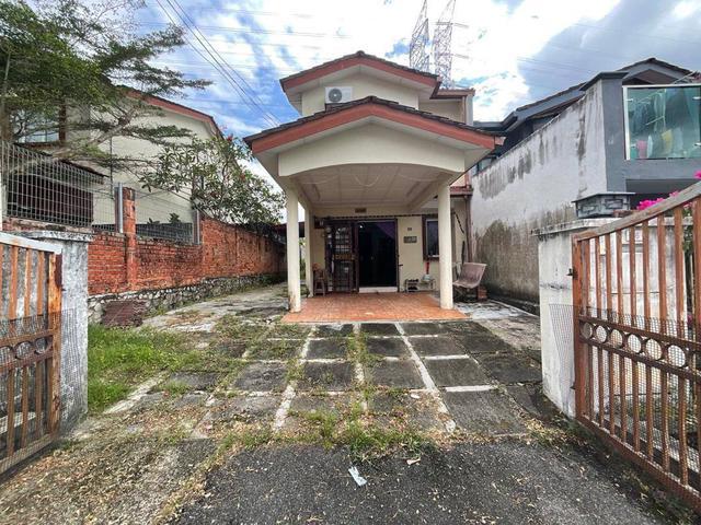 Terraced House for sale in Country Heights Damansara, Kuala Lumpur