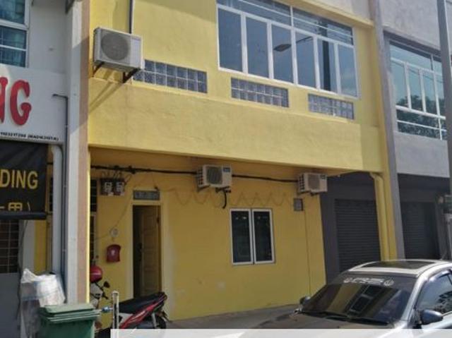 Shop for sale in Malaka