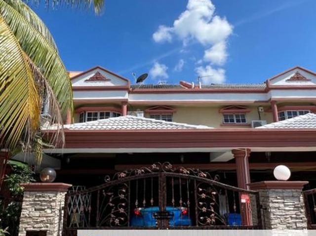 House for sale in Seksyen U20, Shah Alam