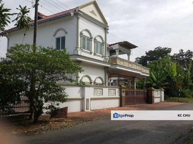 House for sale in Sendayan Village, Negeri Sembilan