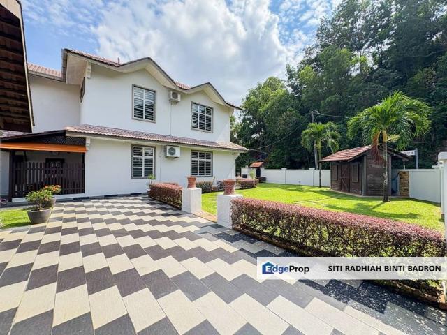 House for sale in Sendayan Village, Negeri Sembilan