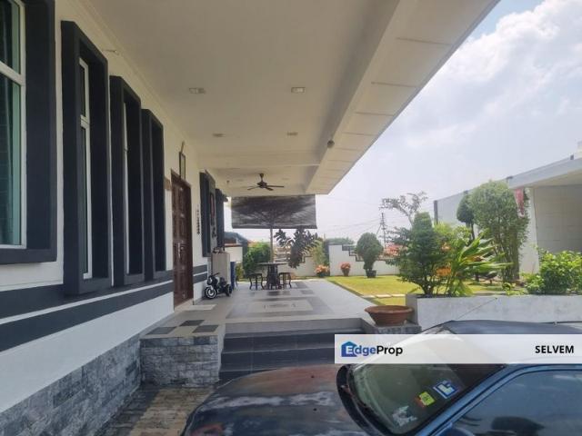 House for sale in Sendayan Village, Negeri Sembilan