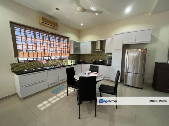 House for sale in Sendayan Village, Negeri Sembilan