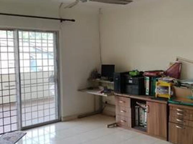 Townhouse for sale in Selayang, Selangor
