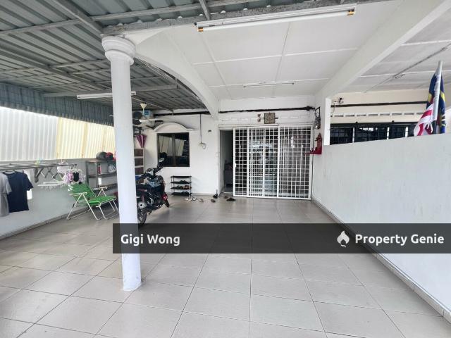 Terraced House for sale in Rembia, Malaka