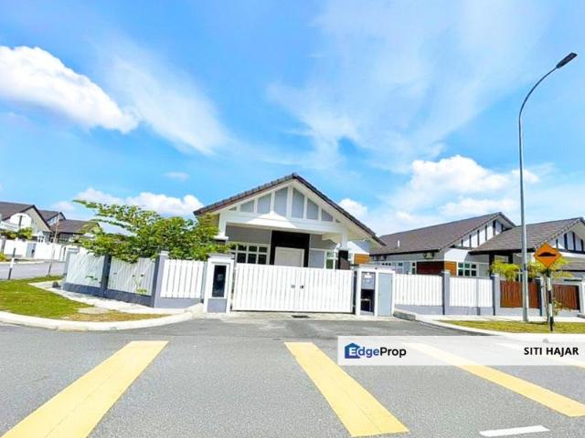 House for sale in Sendayan Village, Negeri Sembilan