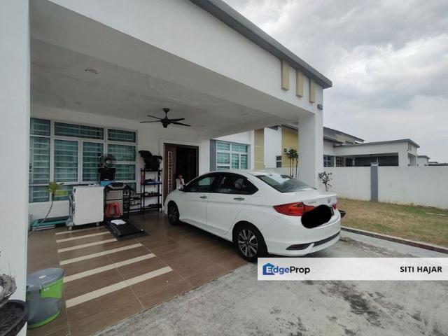 House for sale in Sendayan Village, Negeri Sembilan