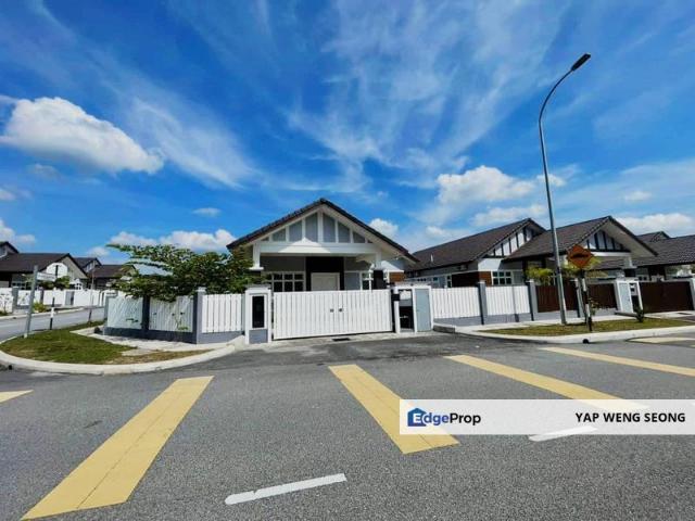 House for sale in Sendayan Village, Negeri Sembilan
