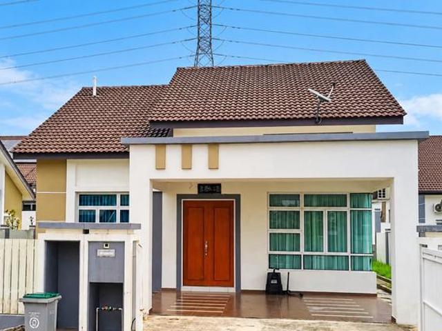 Bungalow for sale in Senawang, Seremban