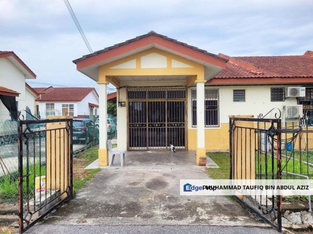 House for sale in Sendayan Village, Negeri Sembilan
