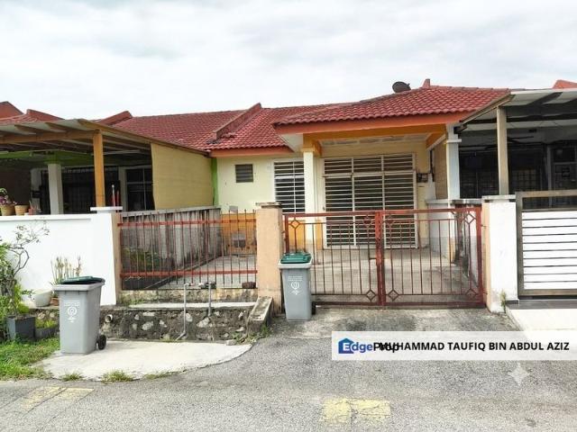 House for sale in Sendayan Village, Negeri Sembilan