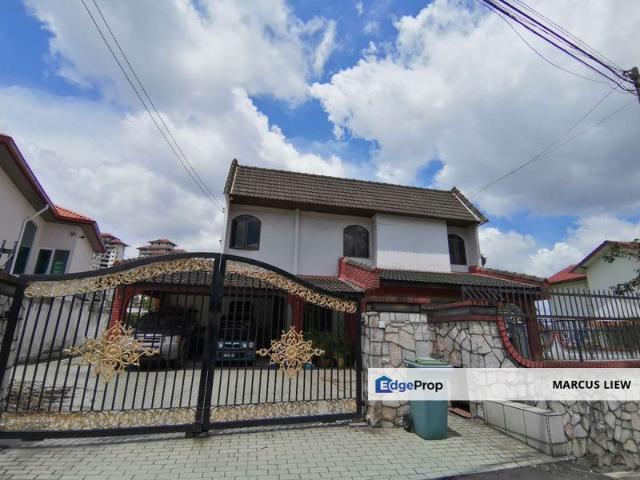 House for sale in Country Heights Damansara, Kuala Lumpur