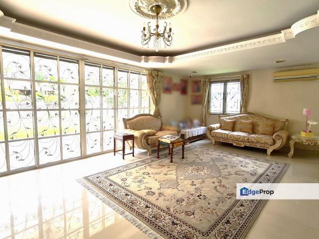 House for sale in Country Heights Damansara, Kuala Lumpur