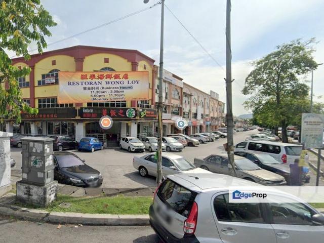 Shop for sale in Taman Bukit Serdang Seksyen 5, Majlis Bandaraya Subang Jaya
