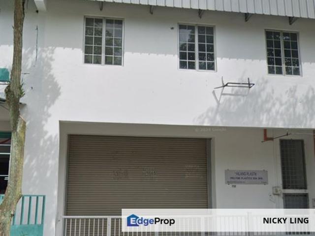Warehouse for rent in Seri Kembangan, Majlis Bandaraya Subang Jaya