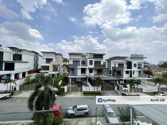 House for sale in Petaling, Subang Jaya