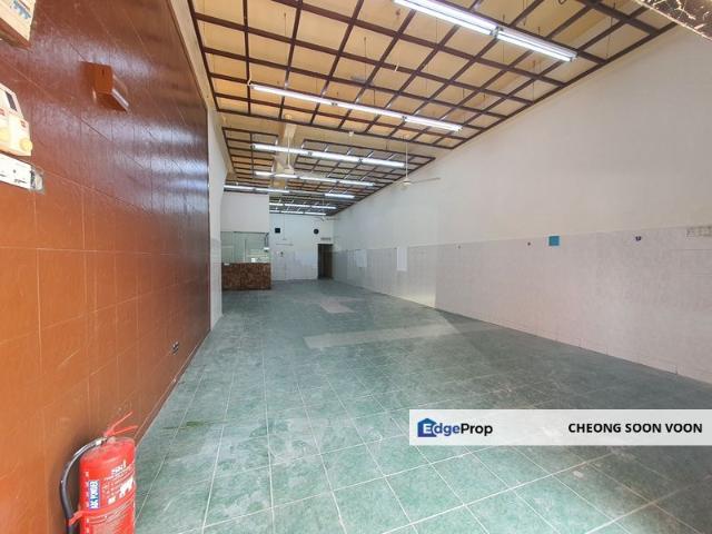 Shop for rent in Petaling, Subang Jaya