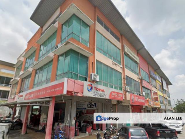 Shop for rent in Petaling, Subang Jaya