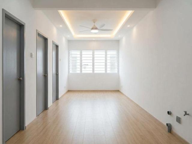 Flat for sale in Petaling, Subang Jaya