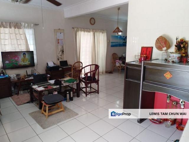 House for sale in Seri Kembangan, Majlis Bandaraya Subang Jaya