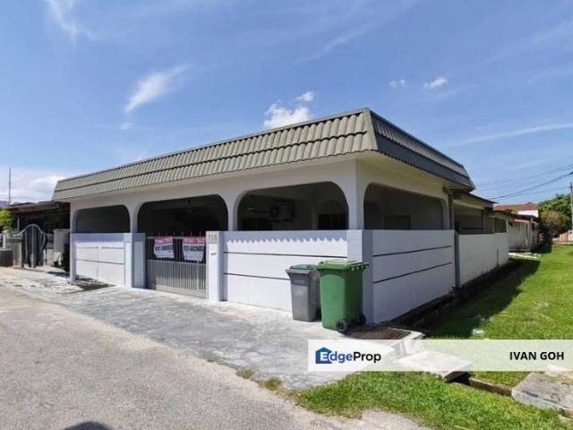 House for sale in Malaka