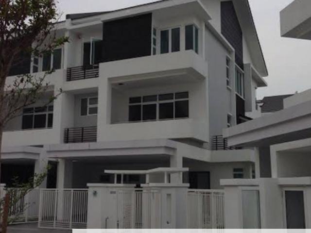 House for sale in Seksyen U16, Shah Alam