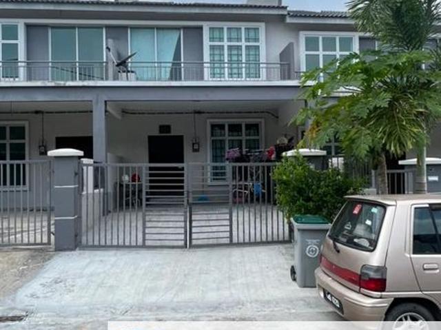 House for sale in Malaka