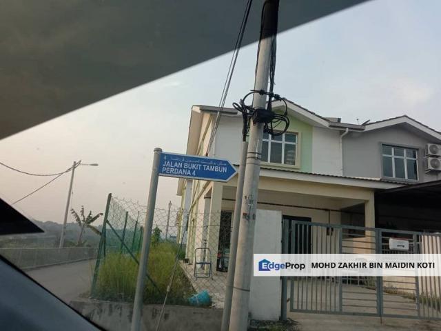 House for rent in Malaka