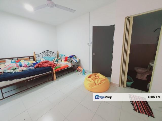 House for sale in Malaka