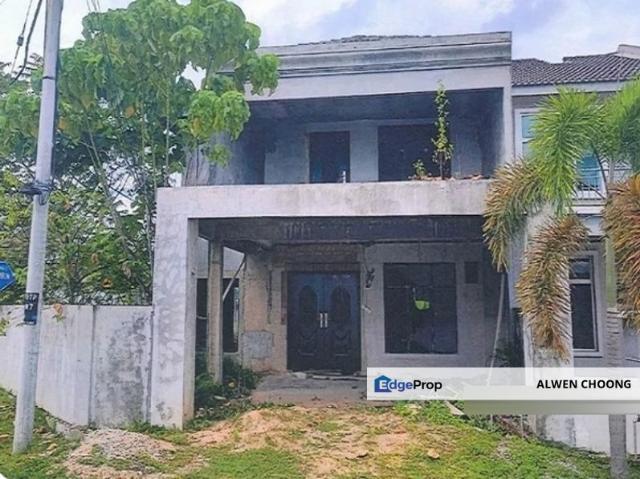 House for sale in Malaka