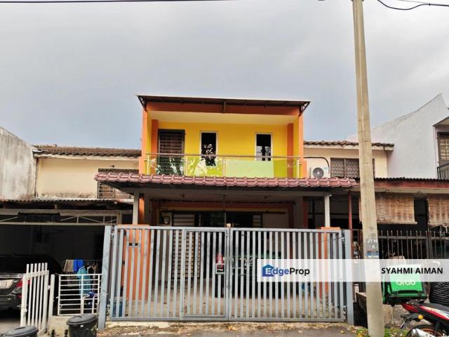 House for sale in Langat, Selangor