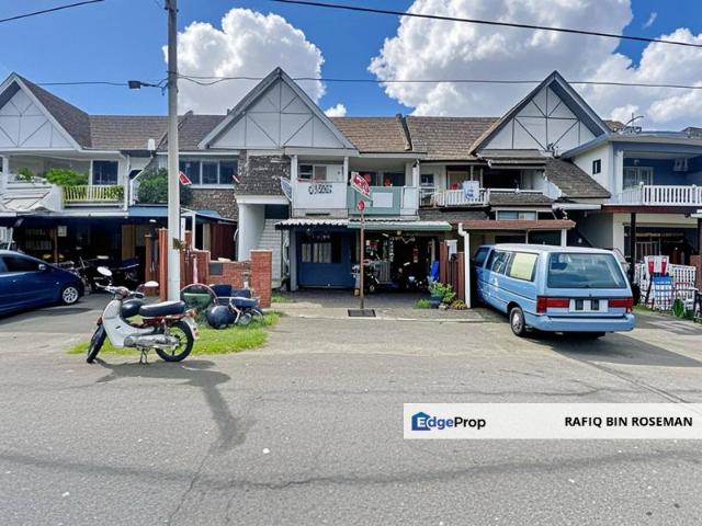 House for sale in Langat, Selangor