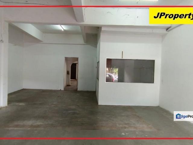 Shop for rent in Langat, Selangor