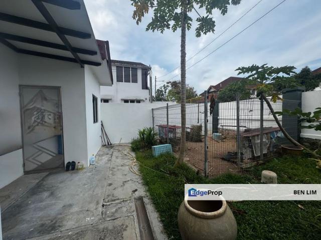House for sale in Ulu Tiram, Johor