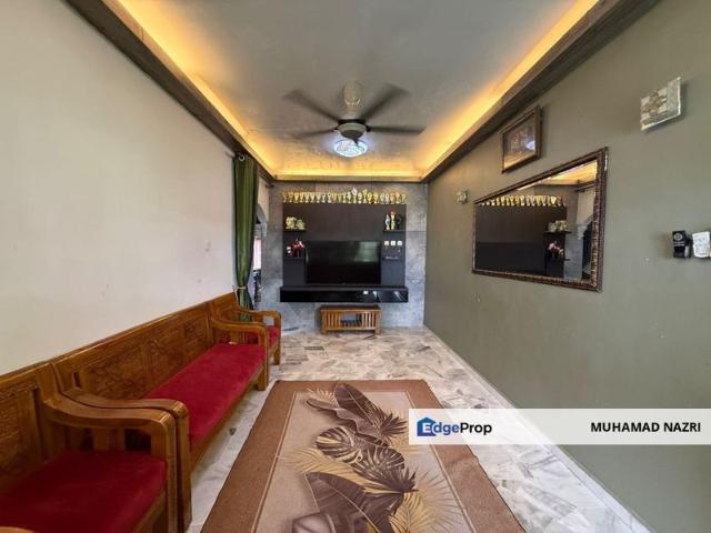 House for sale in Ulu Tiram, Johor