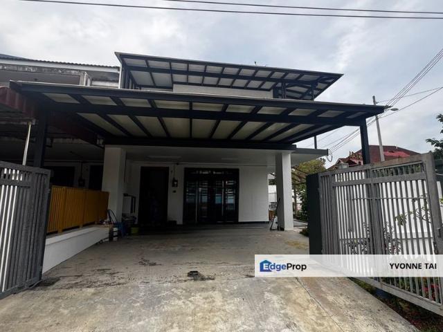 House for sale in Ulu Tiram, Johor