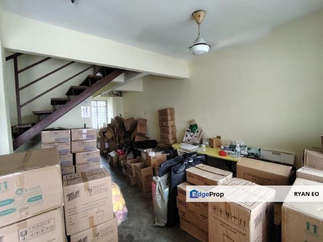 House for sale in Taman Bukit Tiram, Ulu Tiram
